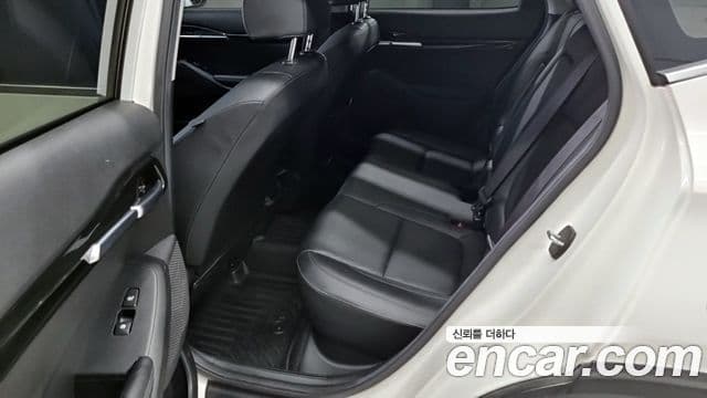 Kia Seltos 2019 — ფოტო 6/18