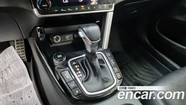 Kia Seltos 2019 — ფოტო 11/18