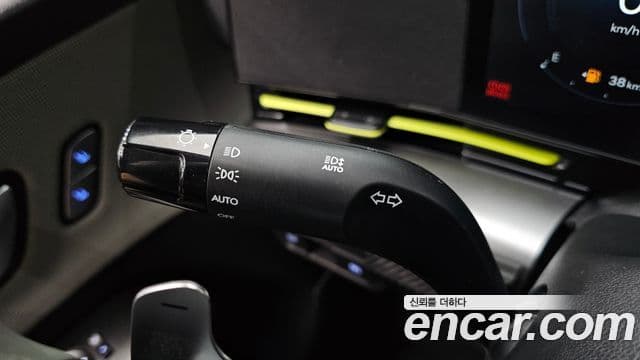 Hyundai Kona Hybrid 2023 — Şəkil 30/36
