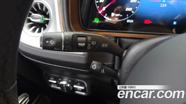 Mercedes-Benz G-Class 2026 — Şəkil 18/20