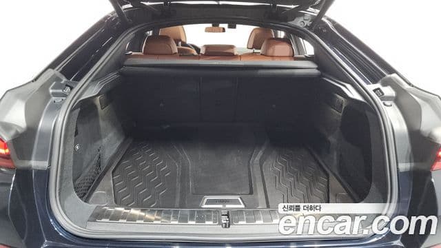 BMW X6 2023 — ფოტო 19/20