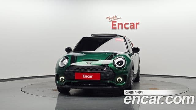 Mini Cooper S Clubman 2022 — Фото 3/20