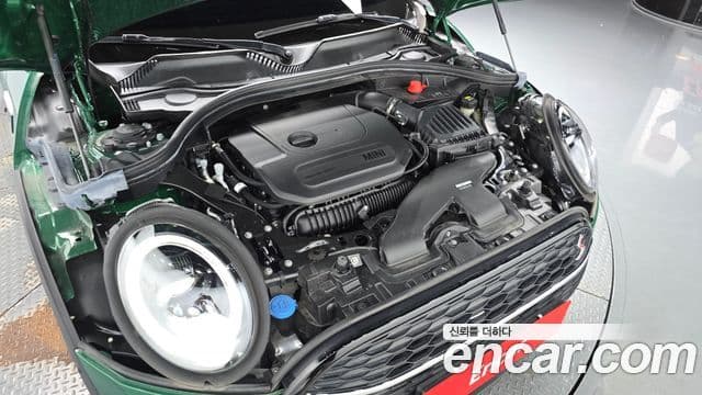 Mini Cooper S Clubman 2022 — Фото 6/20