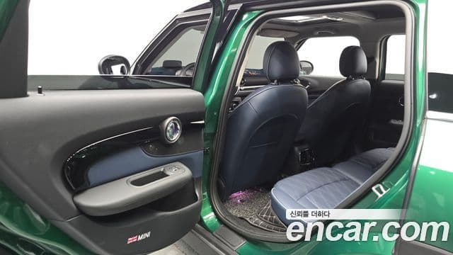 Mini Cooper S Clubman 2022 — Фото 11/20