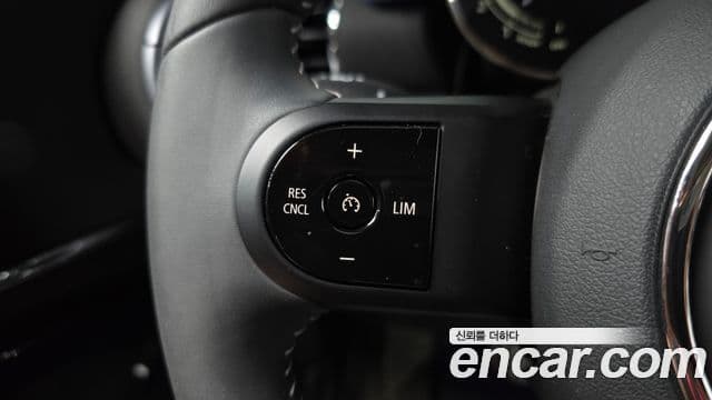 Mini Cooper S Clubman 2022 — Фото 16/20
