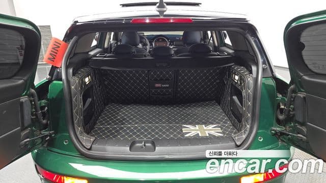Mini Cooper S Clubman 2022 — Фото 17/20