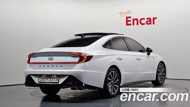 Hyundai Sonata 2020 — ფოტო 2/20