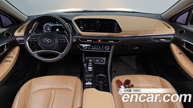 Hyundai Sonata 2020 — ფოტო 7/20