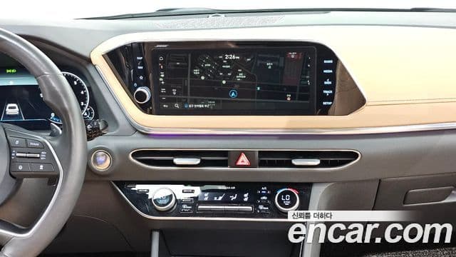 Hyundai Sonata 2020 — ფოტო 15/20