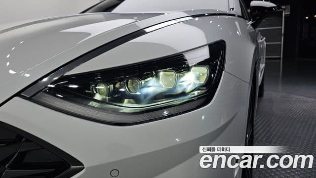 Hyundai Sonata Hybrid 2020 — ფოტო 2/33