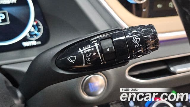 Hyundai Sonata Hybrid 2020 — ფოტო 9/33