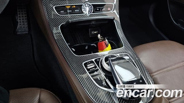 Mercedes-Benz E-Class 2019 — Şəkil 9/20
