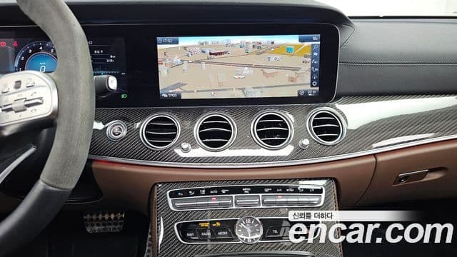 Mercedes-Benz E-Class 2019 — Şəkil 14/20