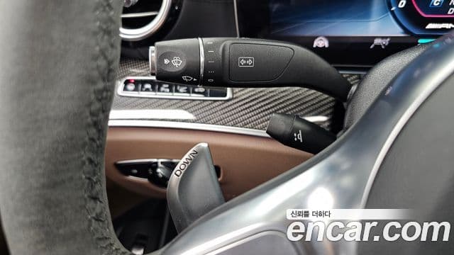 Mercedes-Benz E-Class 2019 — Photo 29/34