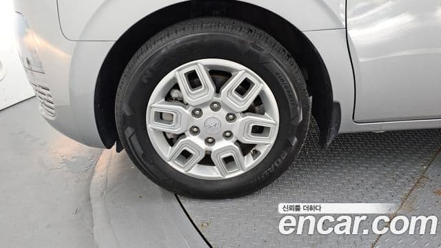Hyundai Staria 2022 — Şəkil 5/20