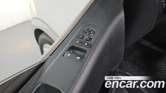 Hyundai Staria 2022 — Şəkil 17/20