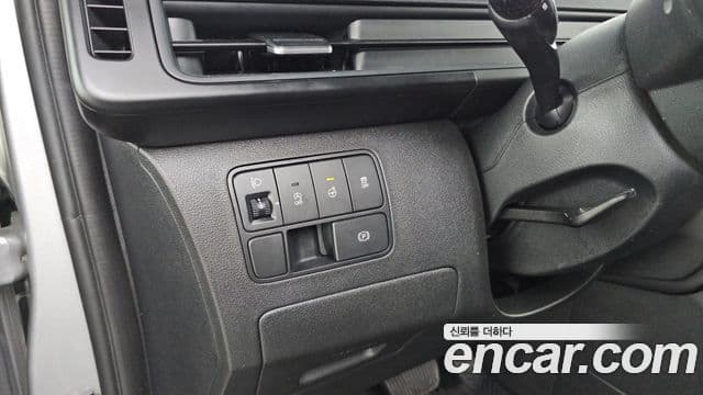 Hyundai Staria 2022 — Şəkil 18/20