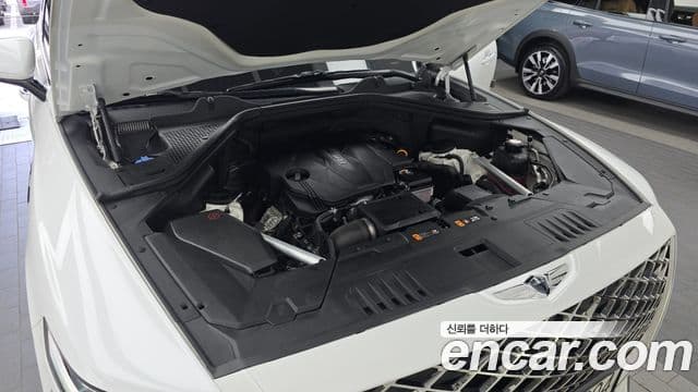 Genesis GV80 2021 — ფოტო 6/20
