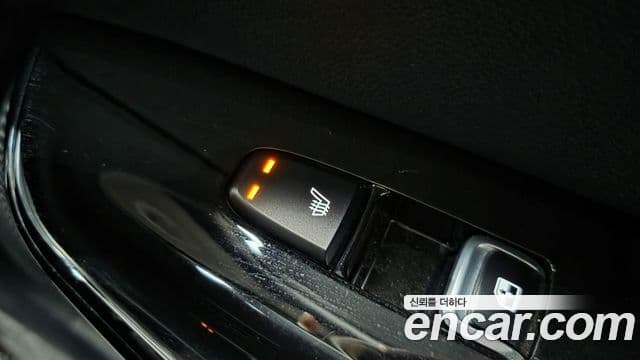 Kia K5 2020 — ფოტო 19/20