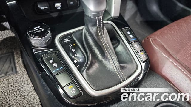 Kia Seltos 2019 — Şəkil 17/20