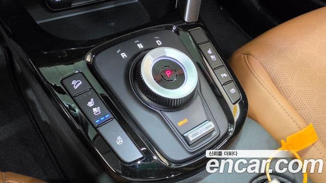 Kia Seltos 2022 — ფოტო 14/20