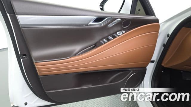 Genesis G80 2021 — ფოტო 28/35