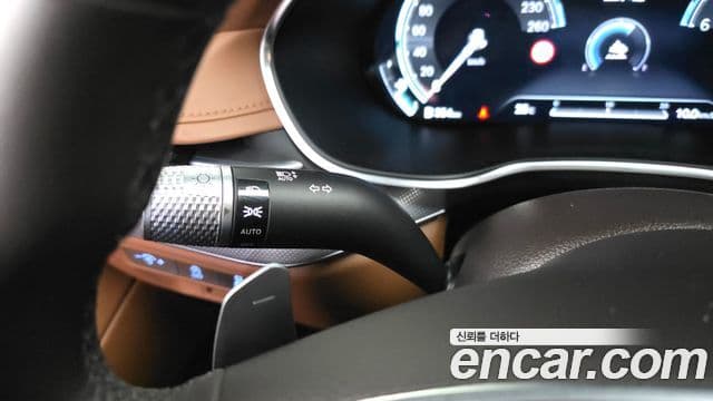 Genesis G80 2021 — ფოტო 10/35