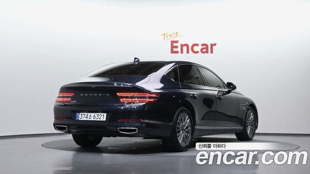 Genesis G80 2022 — Photo 1/34