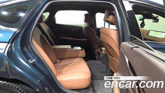 Genesis G80 2022 — Photo 27/34