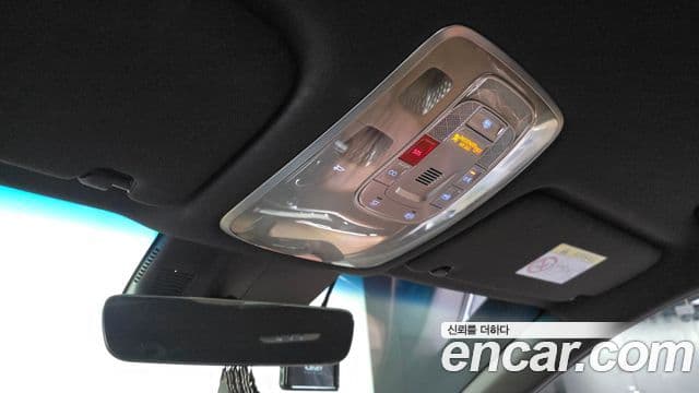 Genesis Electrified G80 2022 — ფოტო 17/20