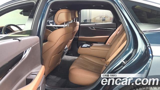Genesis G80 2022 — Photo 19/34