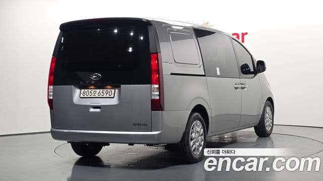 Hyundai Staria 2022 — Şəkil 2/20