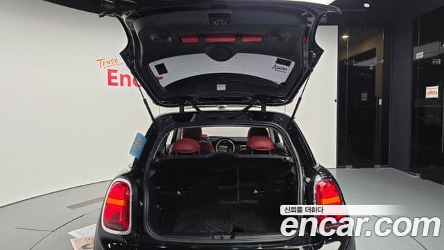 Mini Cooper 2020 — ფოტო 20/20