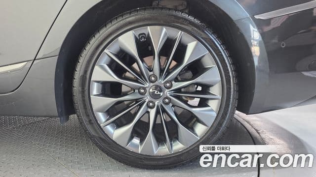 Kia K8 2023 — фото 5 из 20