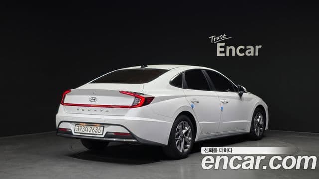 Hyundai Sonata 2021 — Фото 2/20