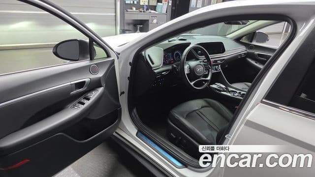 Hyundai Sonata 2021 — Фото 10/20