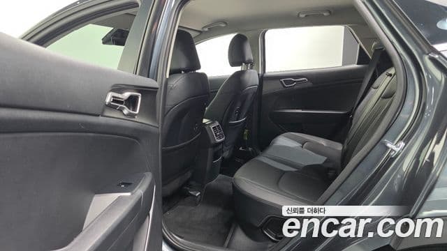 Kia Sportage 2025 — Фото 18/20