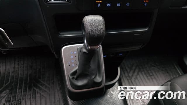 Hyundai Staria 2022 — Şəkil 9/20
