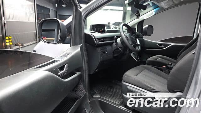 Hyundai Staria 2022 — Şəkil 10/20