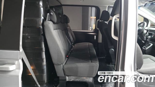 Hyundai Staria 2022 — Şəkil 12/20
