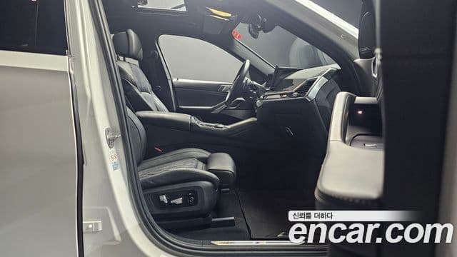BMW X6 2023 — Photo 33/34