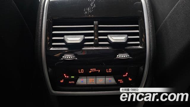 BMW X6 2023 — Photo 23/34