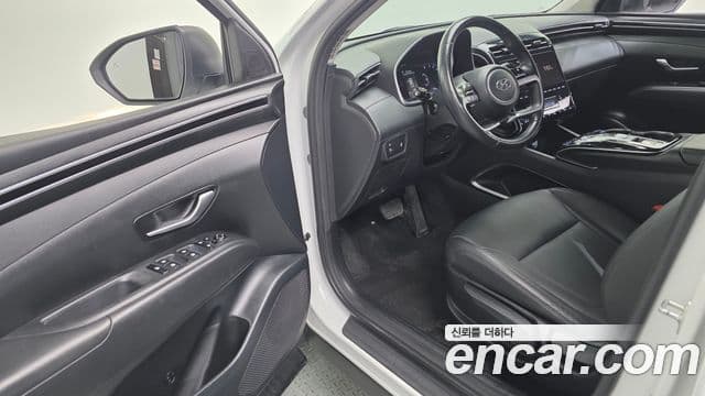 Hyundai The New Tucson 2022 — ფოტო 10/20