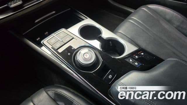Kia K8 2021 — Şəkil 9/20