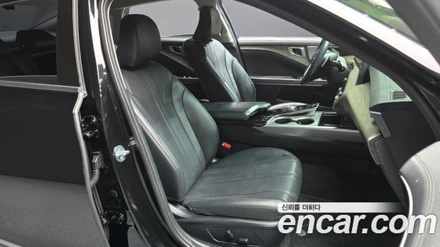 Kia K8 2021 — Şəkil 12/20