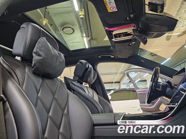 Mercedes-Benz S-Class 2023 — ფოტო 18/20