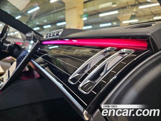 Mercedes-Benz S-Class 2023 — ფოტო 19/20