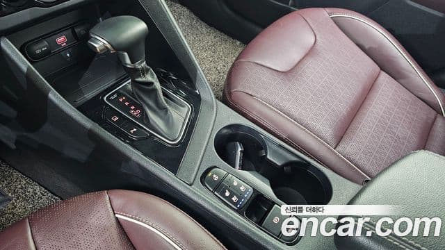 Kia Niro 2020 — Şəkil 9/20