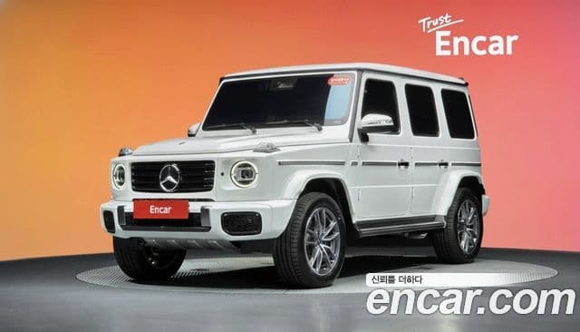 Mercedes-Benz G-Class 2025 — Photo 17/36