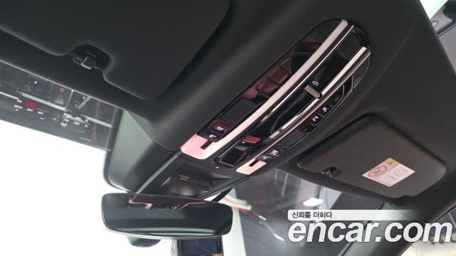 Porsche Cayenne 2022 — Photo 16/33